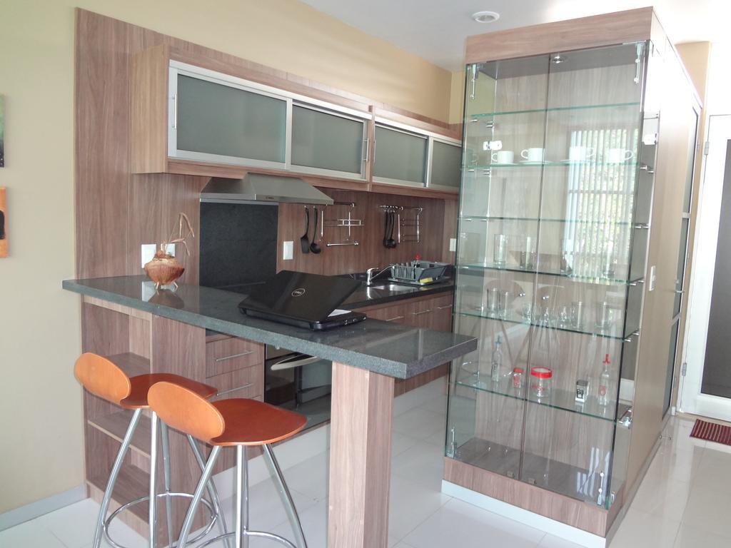 Triumph Tower Residence Κουερναβάκα Δωμάτιο φωτογραφία