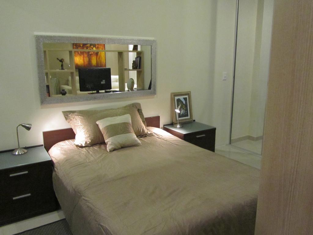 Triumph Tower Residence Κουερναβάκα Δωμάτιο φωτογραφία