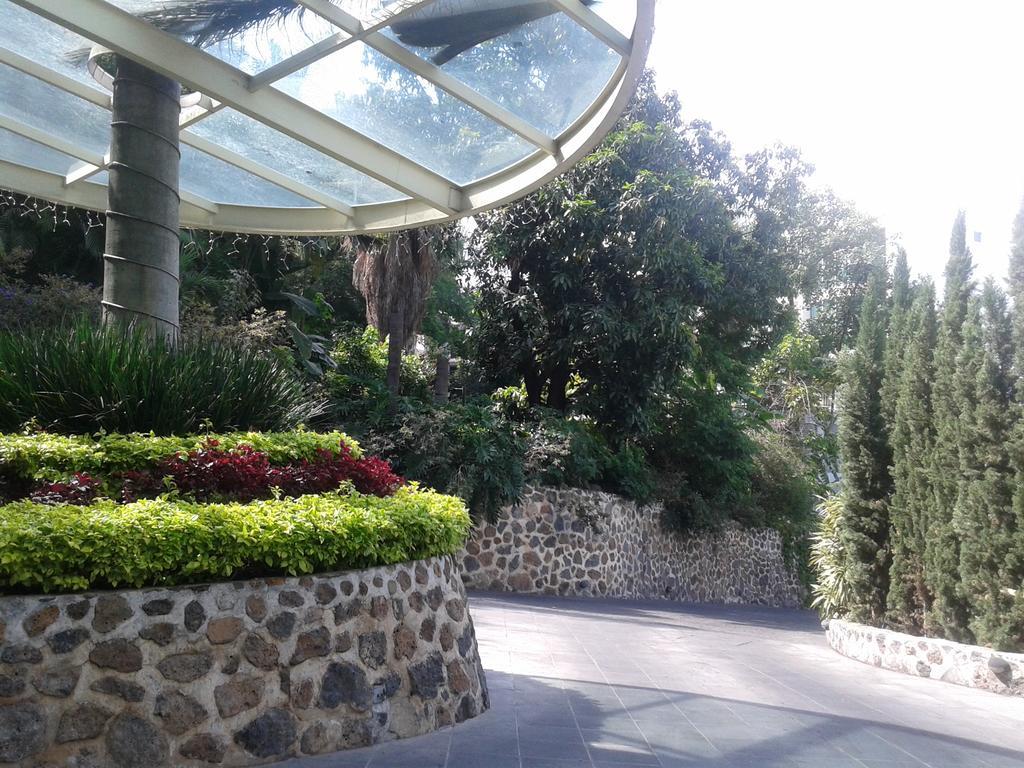 Triumph Tower Residence Κουερναβάκα Εξωτερικό φωτογραφία